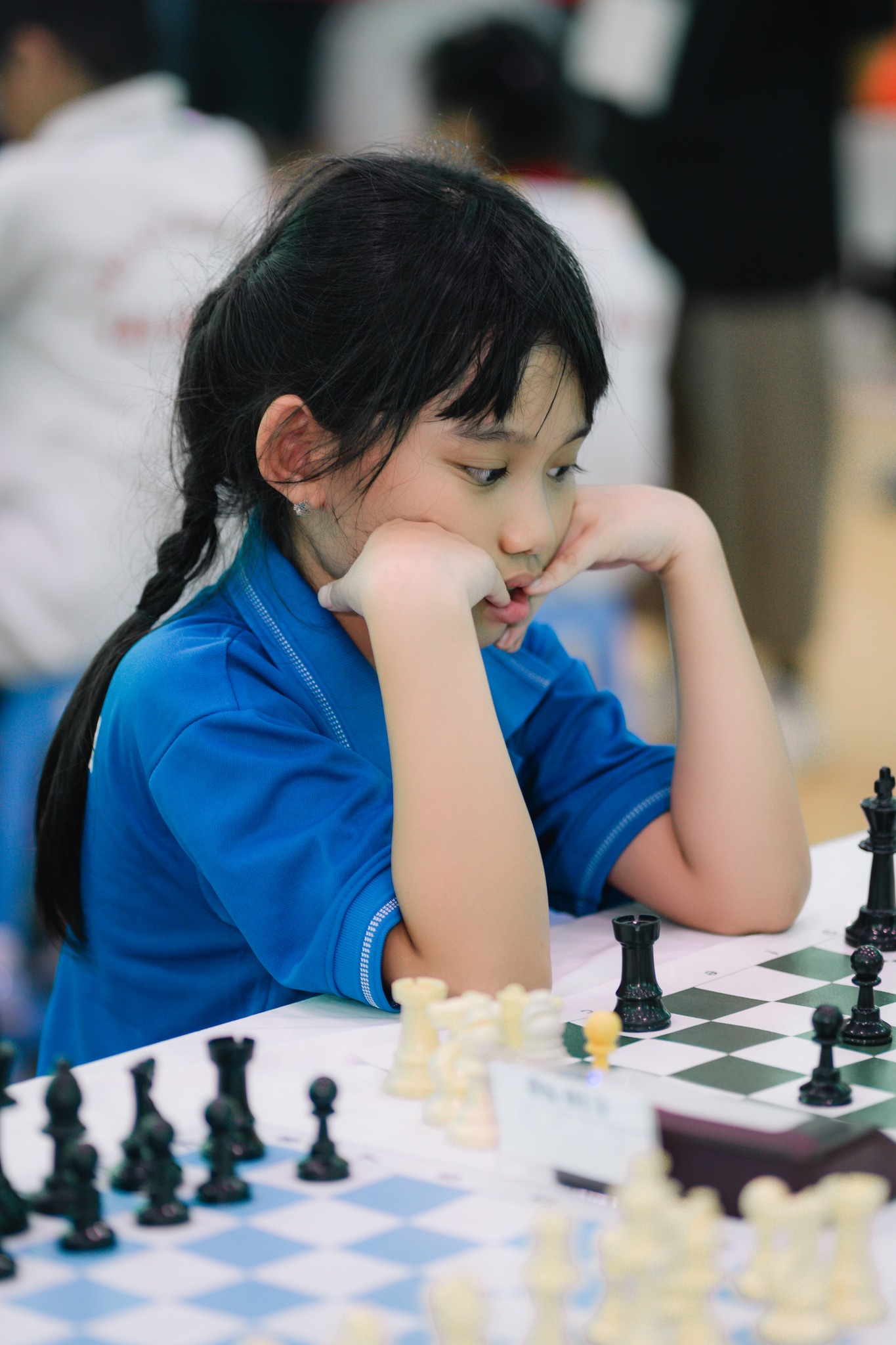 player-girl-1