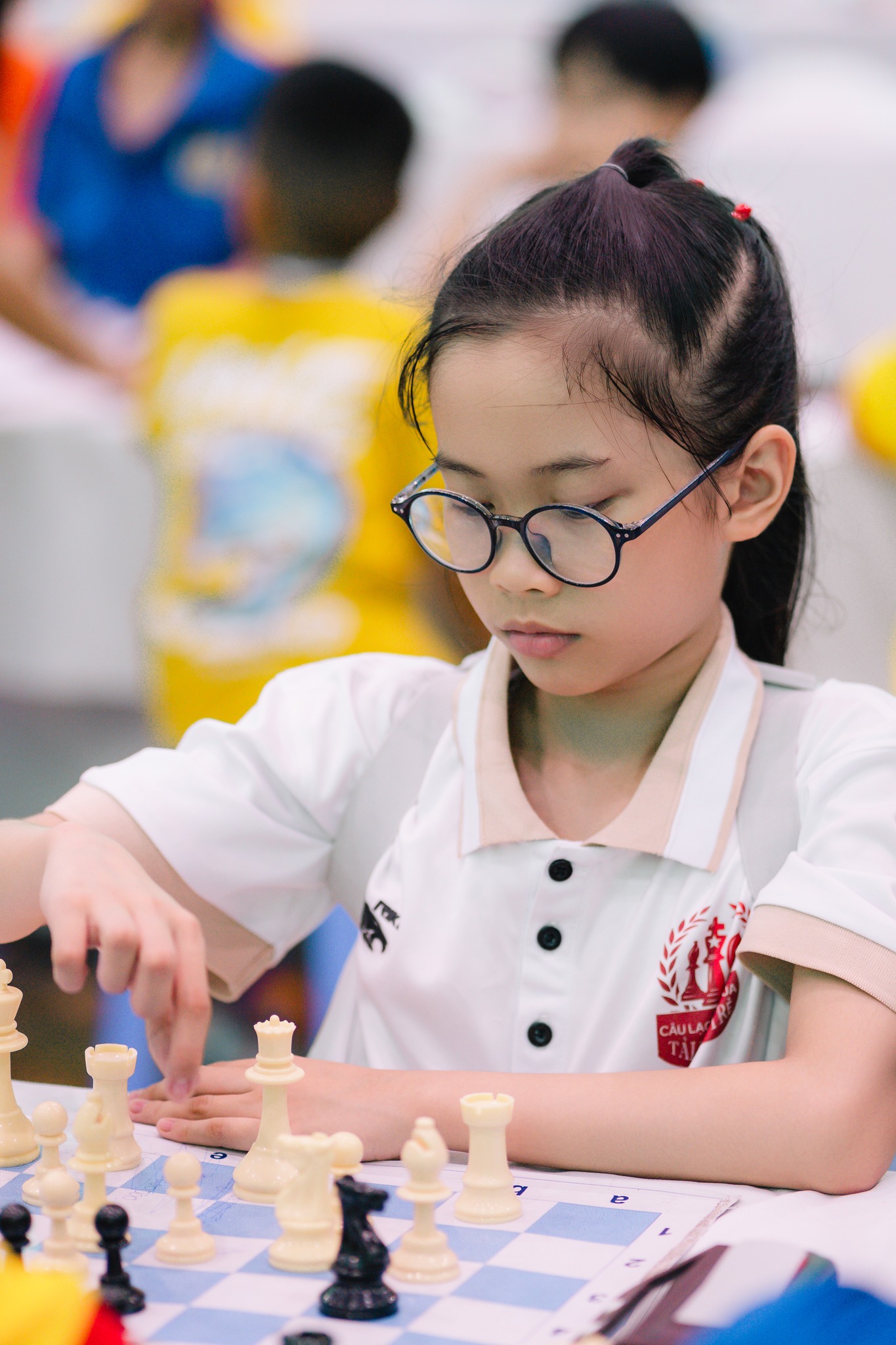 player-girl-3